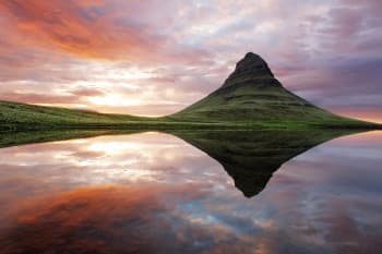 Kirkjufell Travel Guide